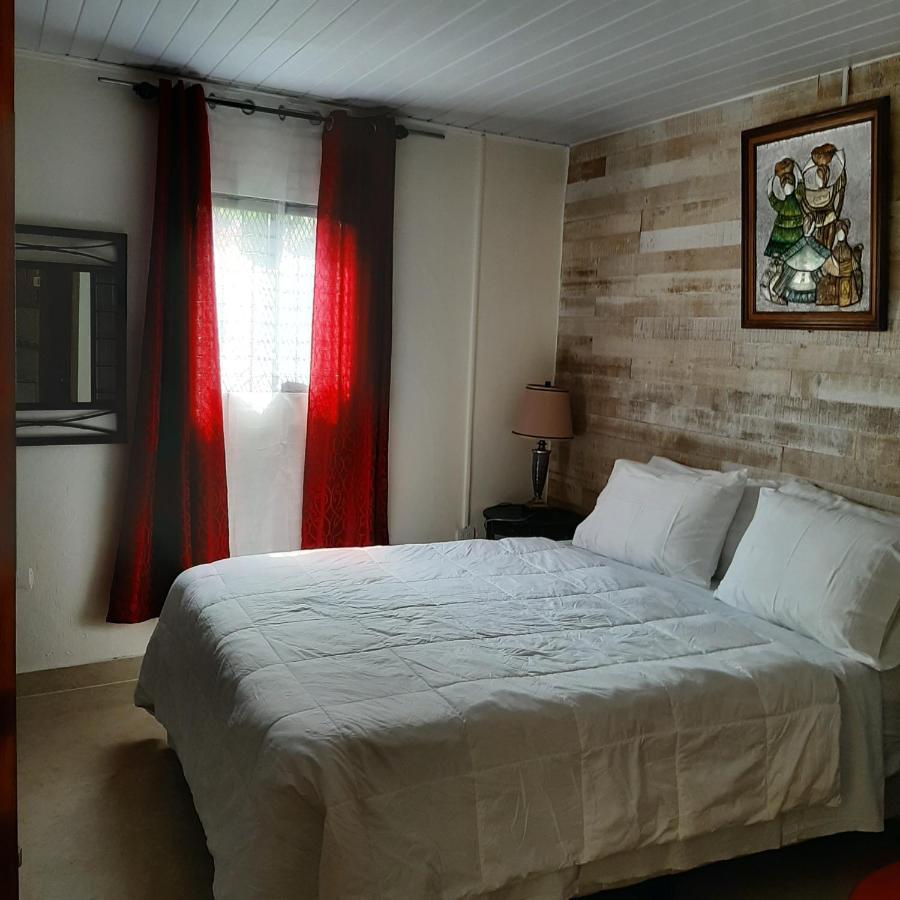 Rancha Azul Inn Alajuela Dış mekan fotoğraf
