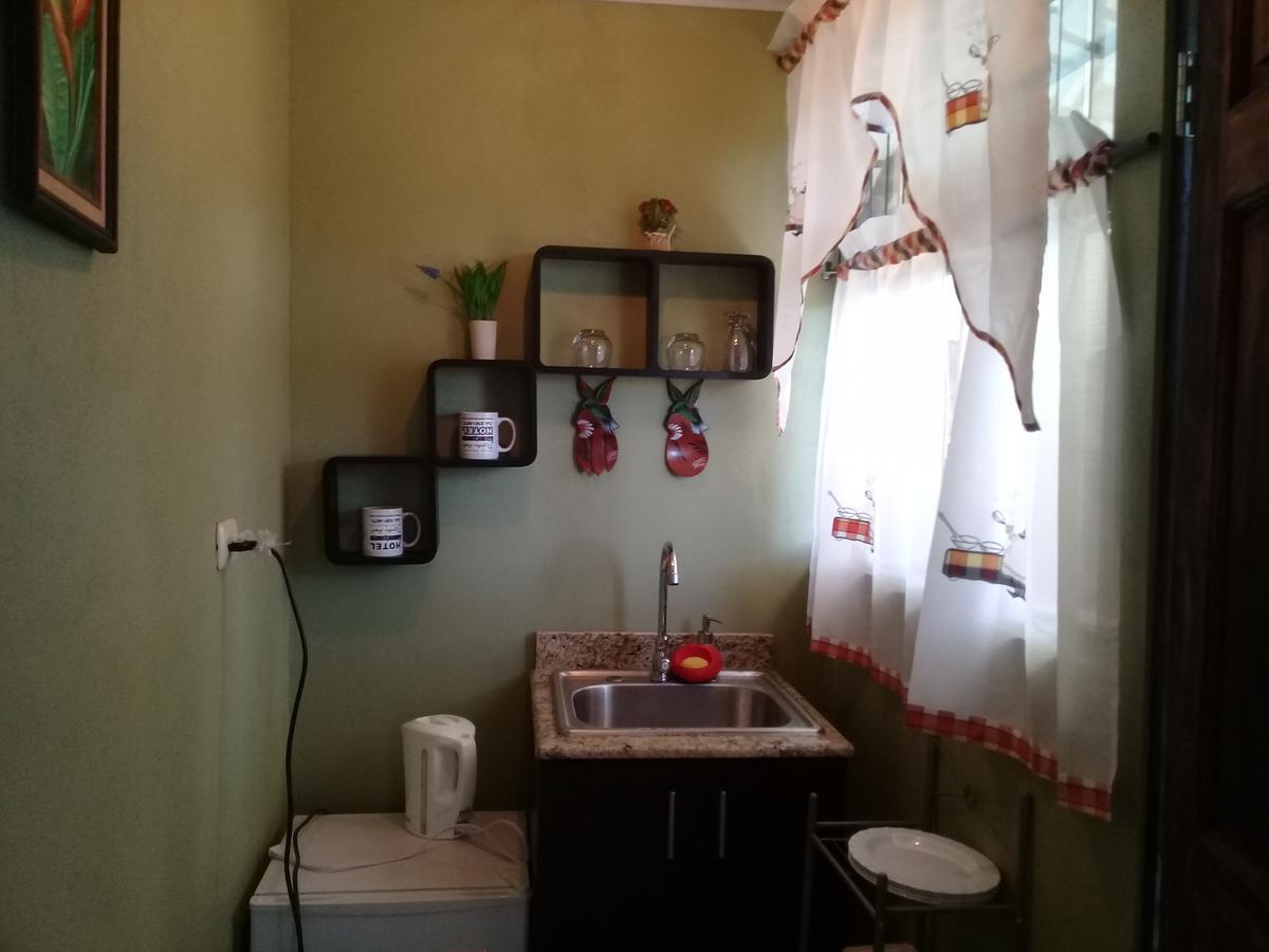 Rancha Azul Inn Alajuela Dış mekan fotoğraf